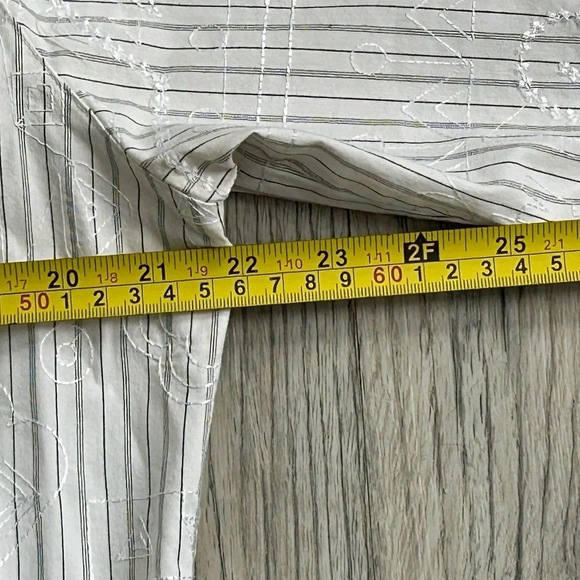 Chico's Design Women's Button Down Embroidered Casual Blouse (Chico Sz 2) - Picture 11 of 11